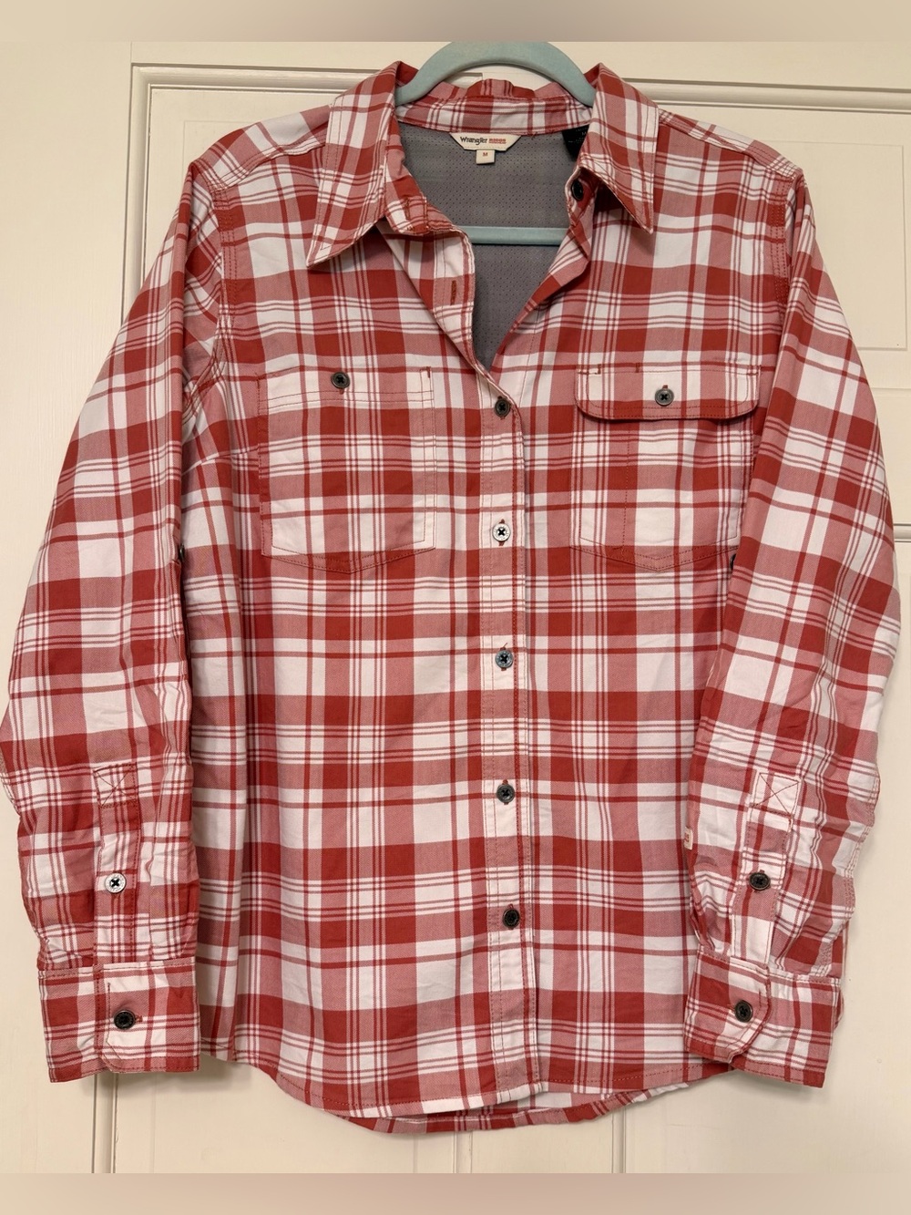 Women’s Wrangler Riggs  Red Plaid Long-Sleeve Shirt